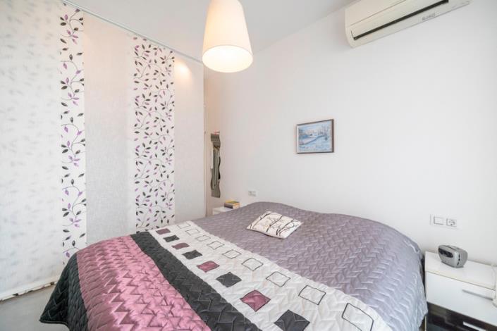 Image No.18-2 Bed Villa for sale