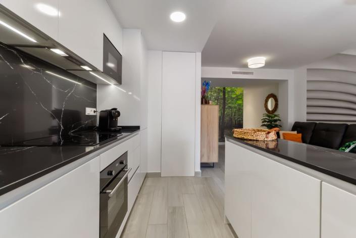 Image No.16-3 Bed Apartment for sale