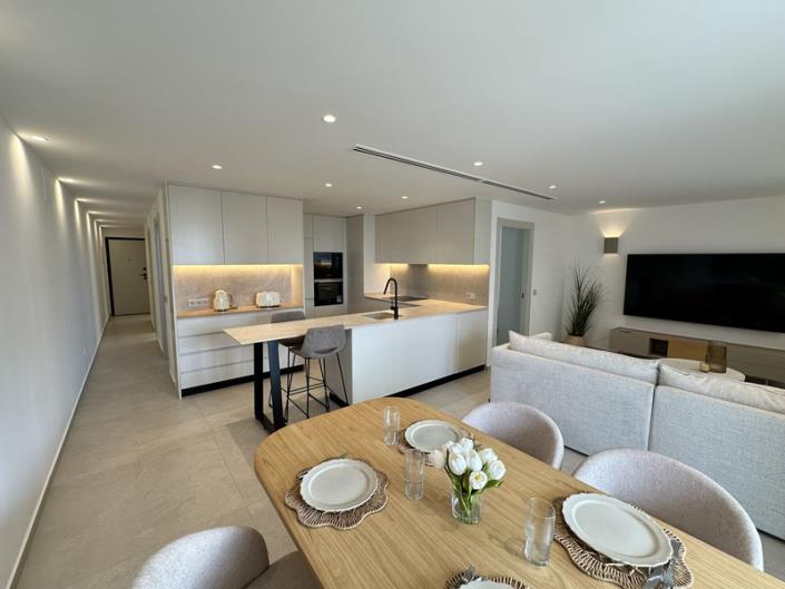 Image No.1-3 Bed Penthouse for sale
