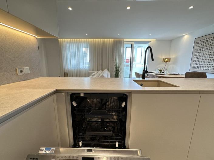 Image No.8-3 Bed Penthouse for sale