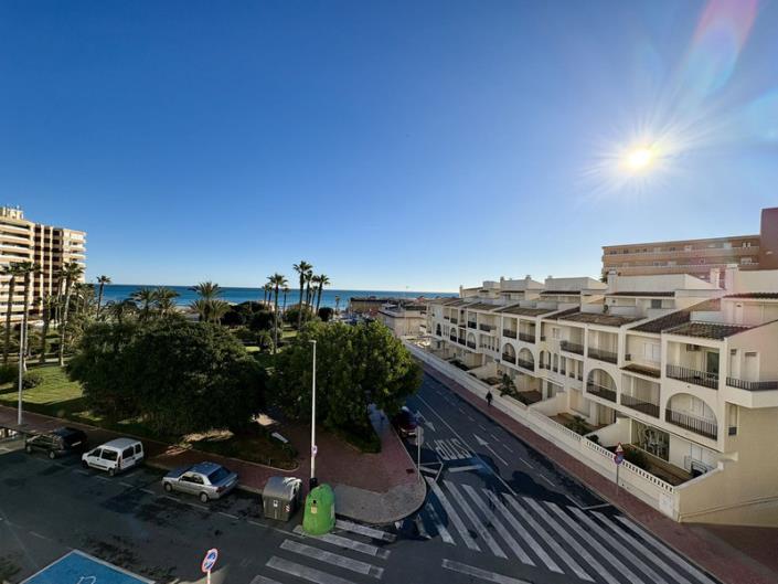 Image No.22-2 Bed Apartment for sale