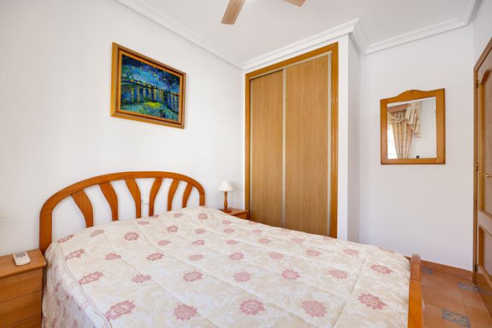 Image No.24-3 Bed Villa / Detached for sale