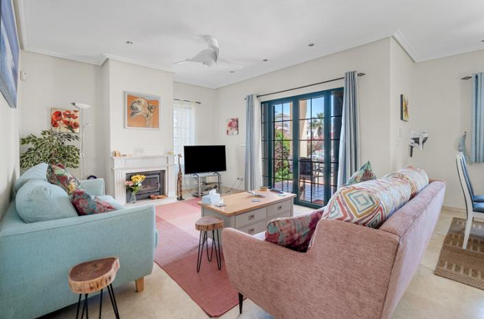 Image No.10-3 Bed Villa / Detached for sale