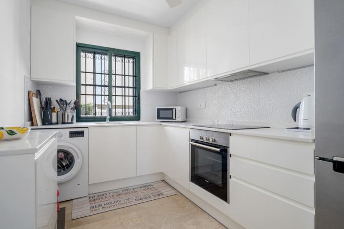 Image No.17-3 Bed Villa / Detached for sale