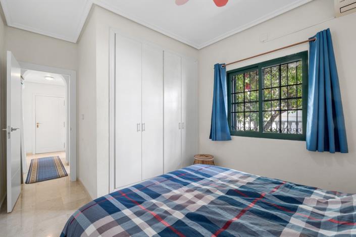 Image No.20-3 Bed Villa / Detached for sale