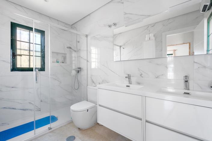 Image No.22-3 Bed Villa / Detached for sale