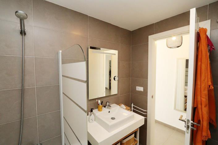 Image No.43-2 Bed Apartment for sale