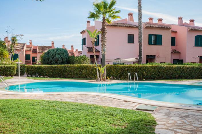 Image No.2-2 Bed Townhouse for sale