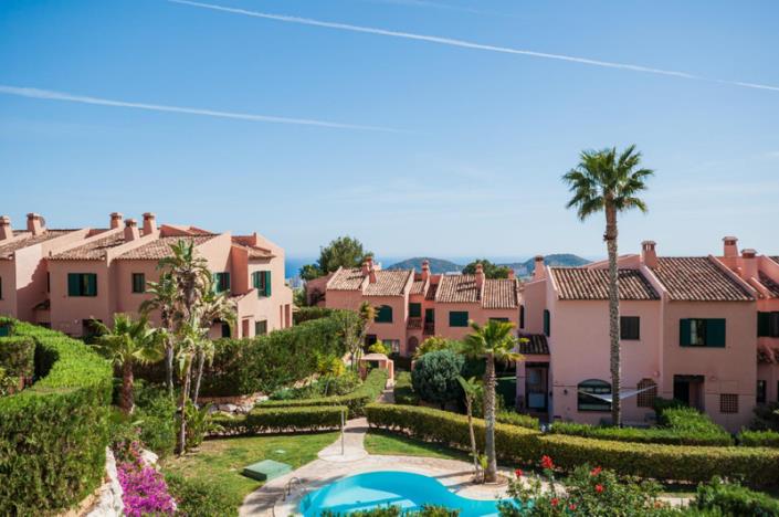 Image No.4-2 Bed Townhouse for sale