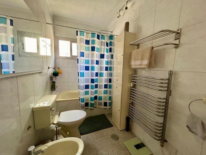 Image No.22-2 Bed Apartment for sale