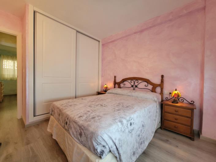 Image No.18-2 Bed Apartment for sale