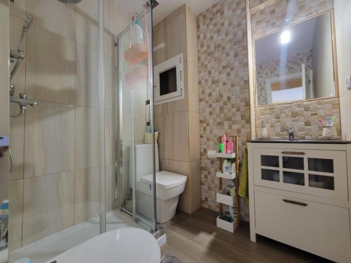 Image No.23-2 Bed Apartment for sale