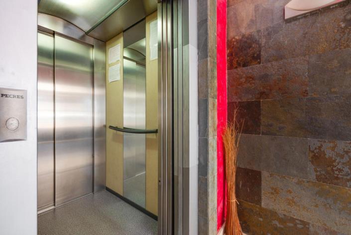 Image No.31-Penthouse for sale