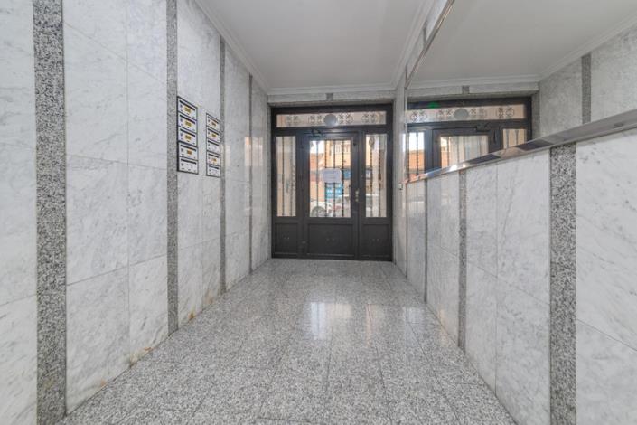 Image No.45-3 Bed Apartment for sale