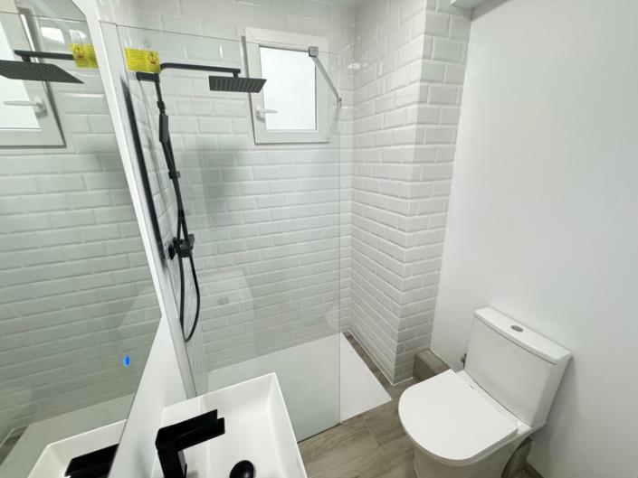 Image No.18-3 Bed Apartment for sale