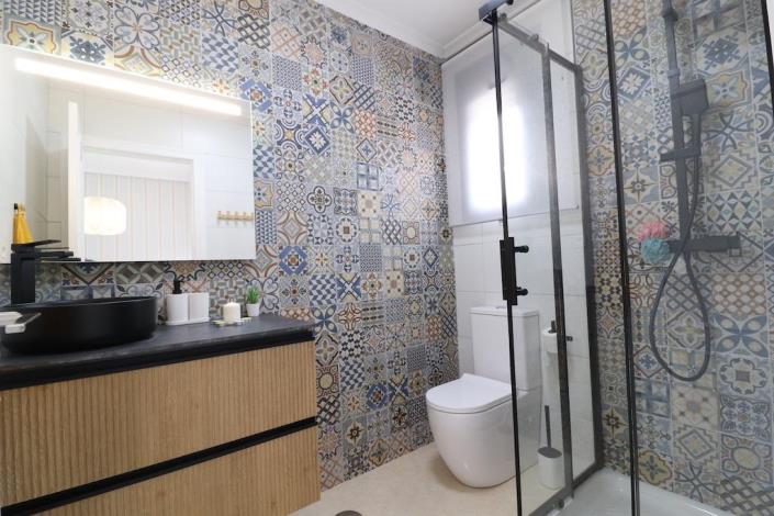 Image No.15-3 Bed Townhouse for sale