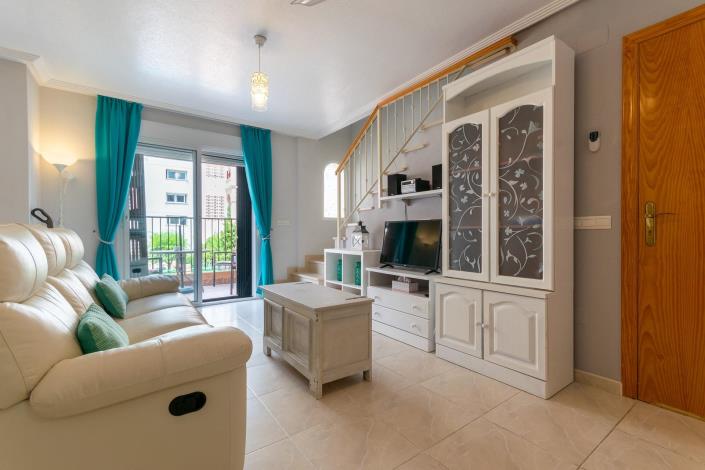 Image No.11-2 Bed Townhouse for sale