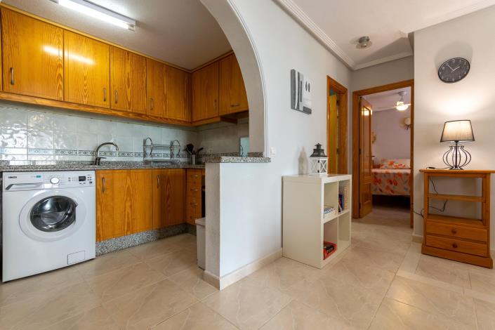 Image No.15-2 Bed Townhouse for sale