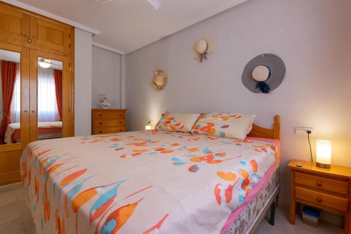 Image No.3-2 Bed Townhouse for sale