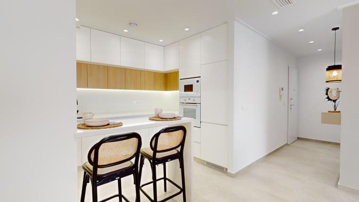 Image No.11-3 Bed Apartment for sale