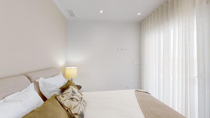 Image No.24-3 Bed Apartment for sale