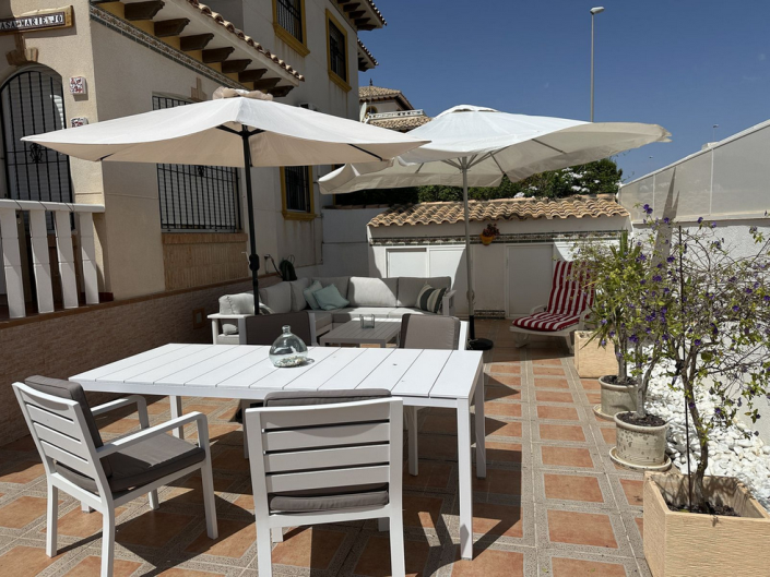 Image No.17-3 Bed Semi-Detached for sale