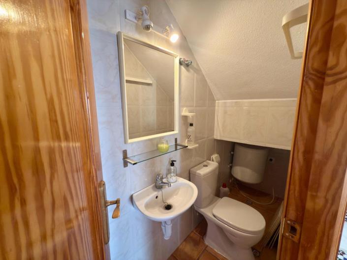 Image No.10-3 Bed Townhouse for sale