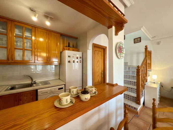 Image No.12-3 Bed Townhouse for sale