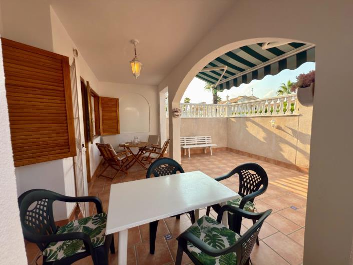 Image No.25-3 Bed Townhouse for sale