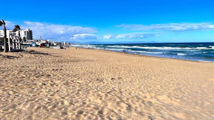 Image No.42-3 Bed Townhouse for sale