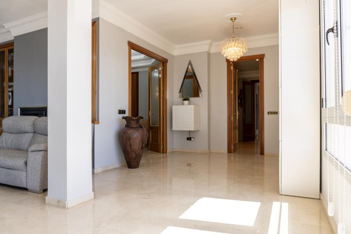 Image No.9-6 Bed Penthouse for sale