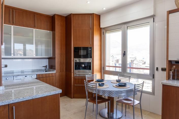 Image No.36-6 Bed Penthouse for sale