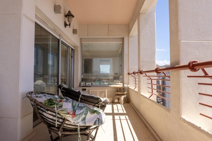 Image No.25-6 Bed Penthouse for sale