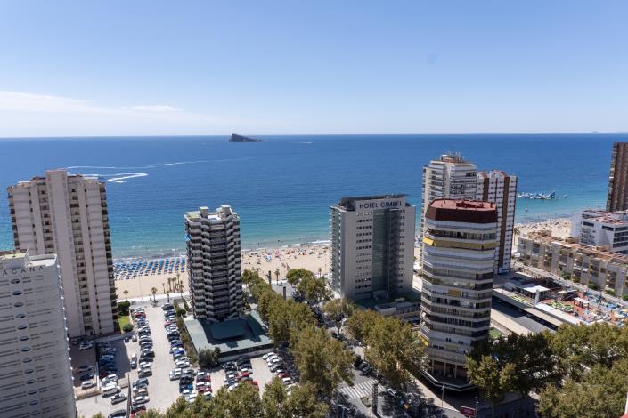 Image No.48-6 Bed Penthouse for sale