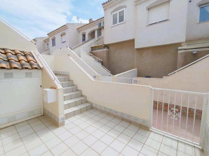 Image No.15-2 Bed Bungalow for sale