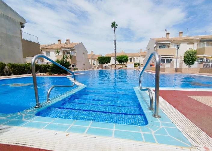 Image No.20-2 Bed Bungalow for sale