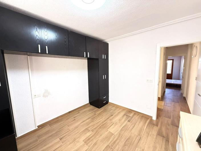 Image No.9-Maison de ville de 2 chambres à vendre à Torrevieja