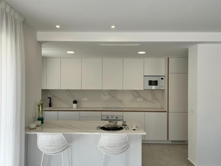 Image No.12-3 Bed Apartment for sale