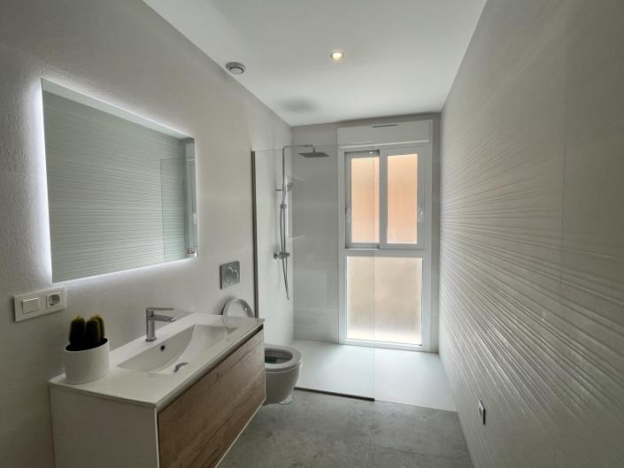 Image No.24-3 Bed Apartment for sale