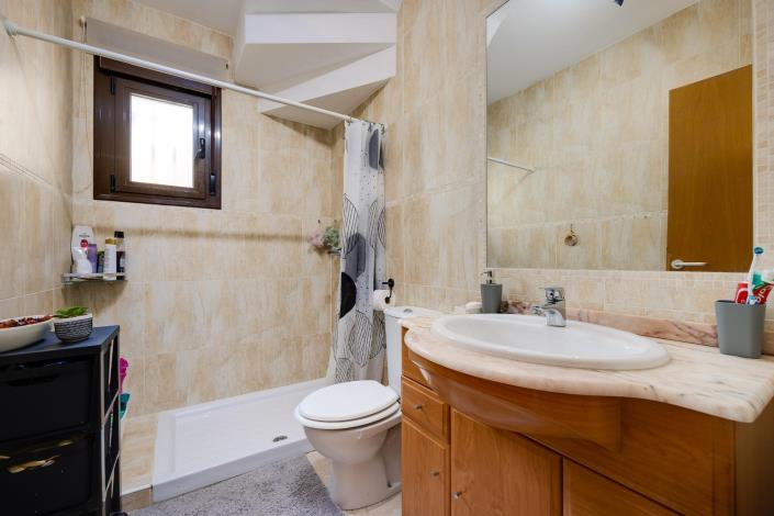 Image No.27-3 Bed Villa / Detached for sale