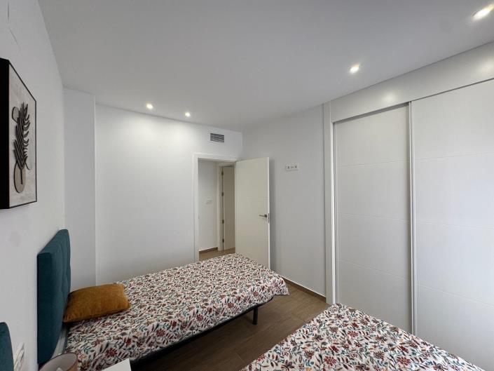 Image No.12-2 Bed Apartment for sale