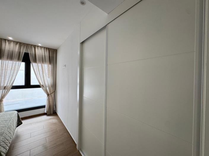 Image No.23-2 Bed Apartment for sale