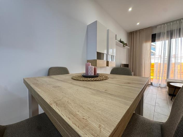 Image No.45-2 Bed Apartment for sale