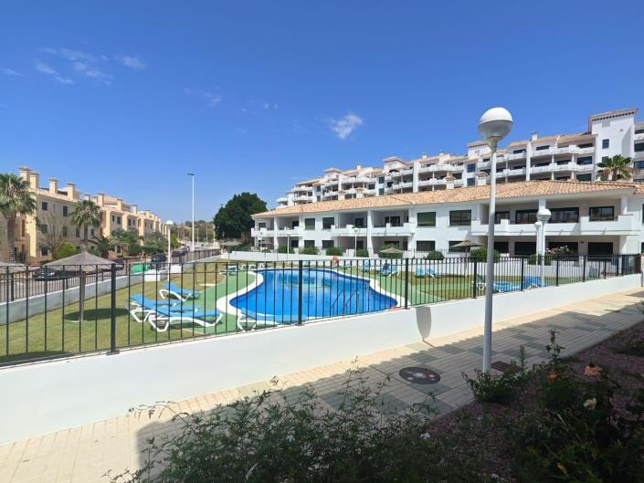 Image No.14-2 Bed Townhouse for sale