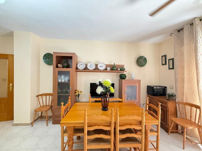 Image No.20-3 Bed Apartment for sale