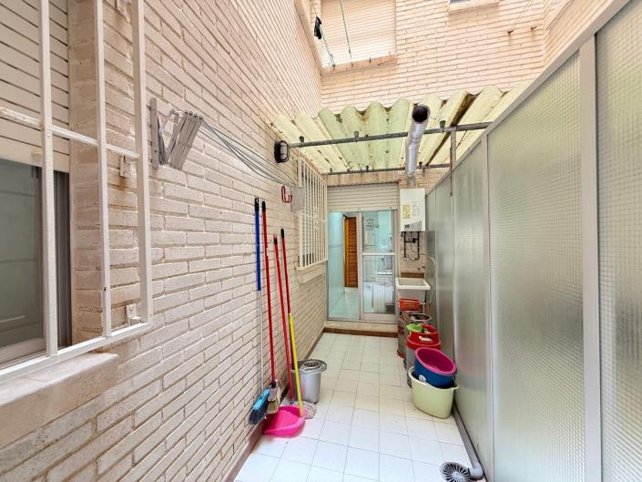 Image No.25-3 Bed Apartment for sale