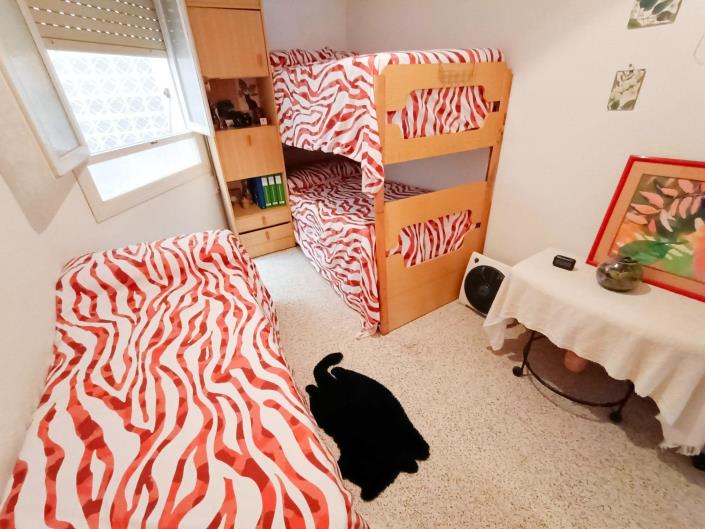 Image No.12-3 Bed Apartment for sale