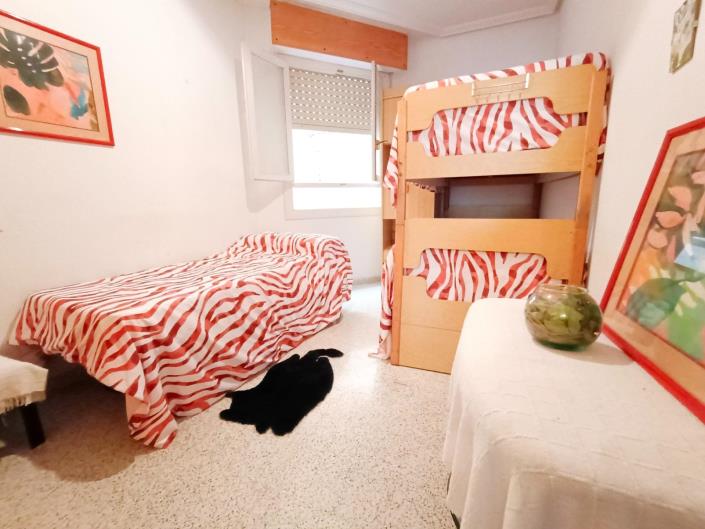 Image No.20-3 Bed Apartment for sale