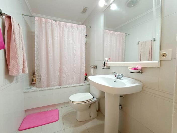 Image No.22-3 Bed Apartment for sale