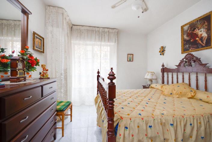 Image No.22-2 Bed Apartment for sale